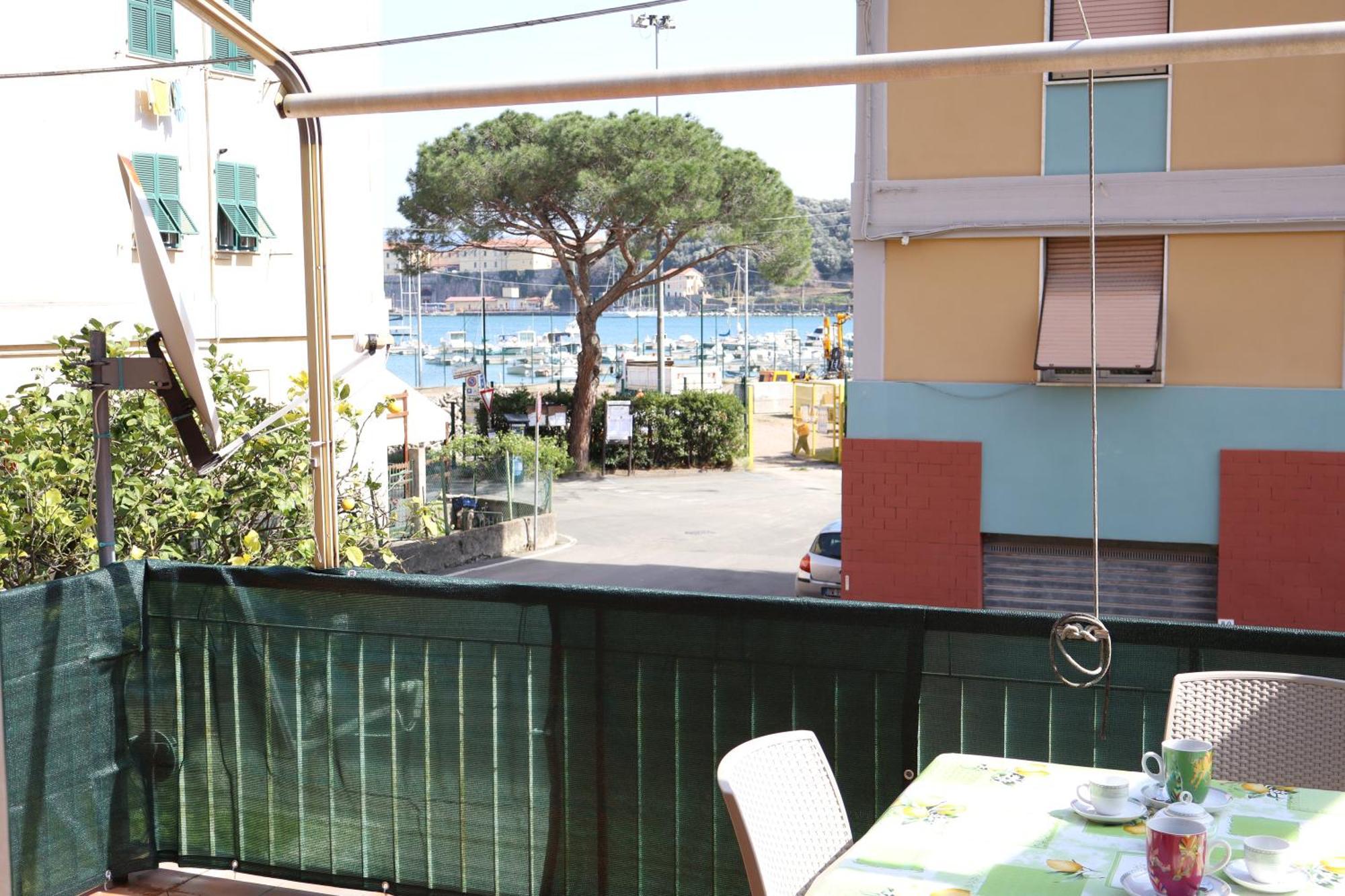 Giulio'S Terraces In The Bay Lägenhet Porto Venere Exteriör bild